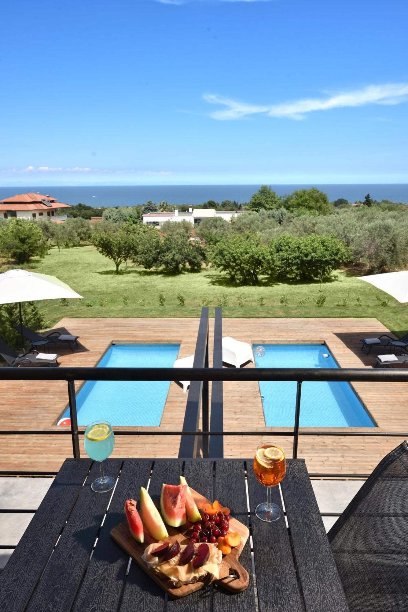 Olive All-Seasons Suites, Panel Hospitality Homes & Villas Литохоро Экстерьер фото