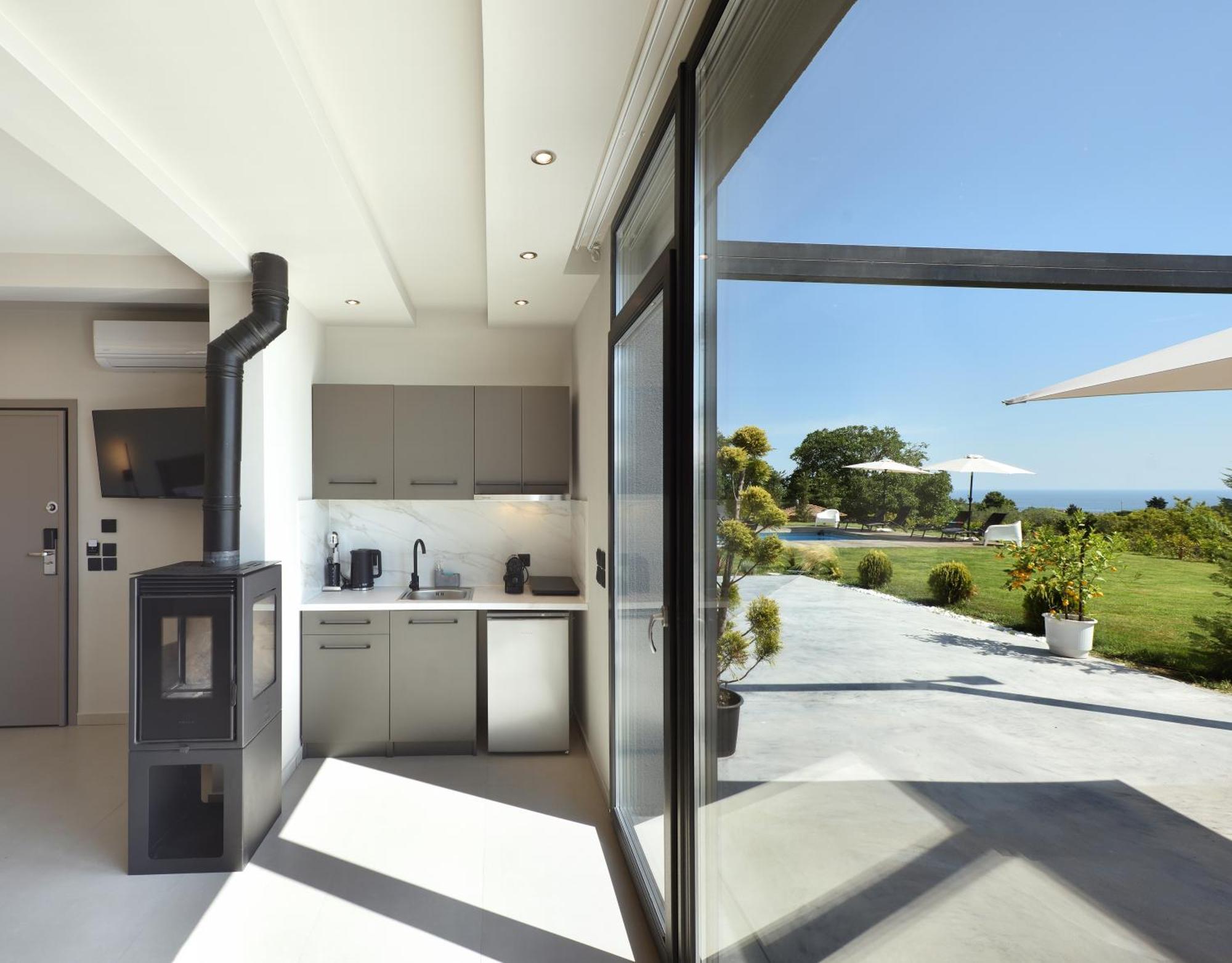 Olive All-Seasons Suites, Panel Hospitality Homes & Villas Литохоро Экстерьер фото